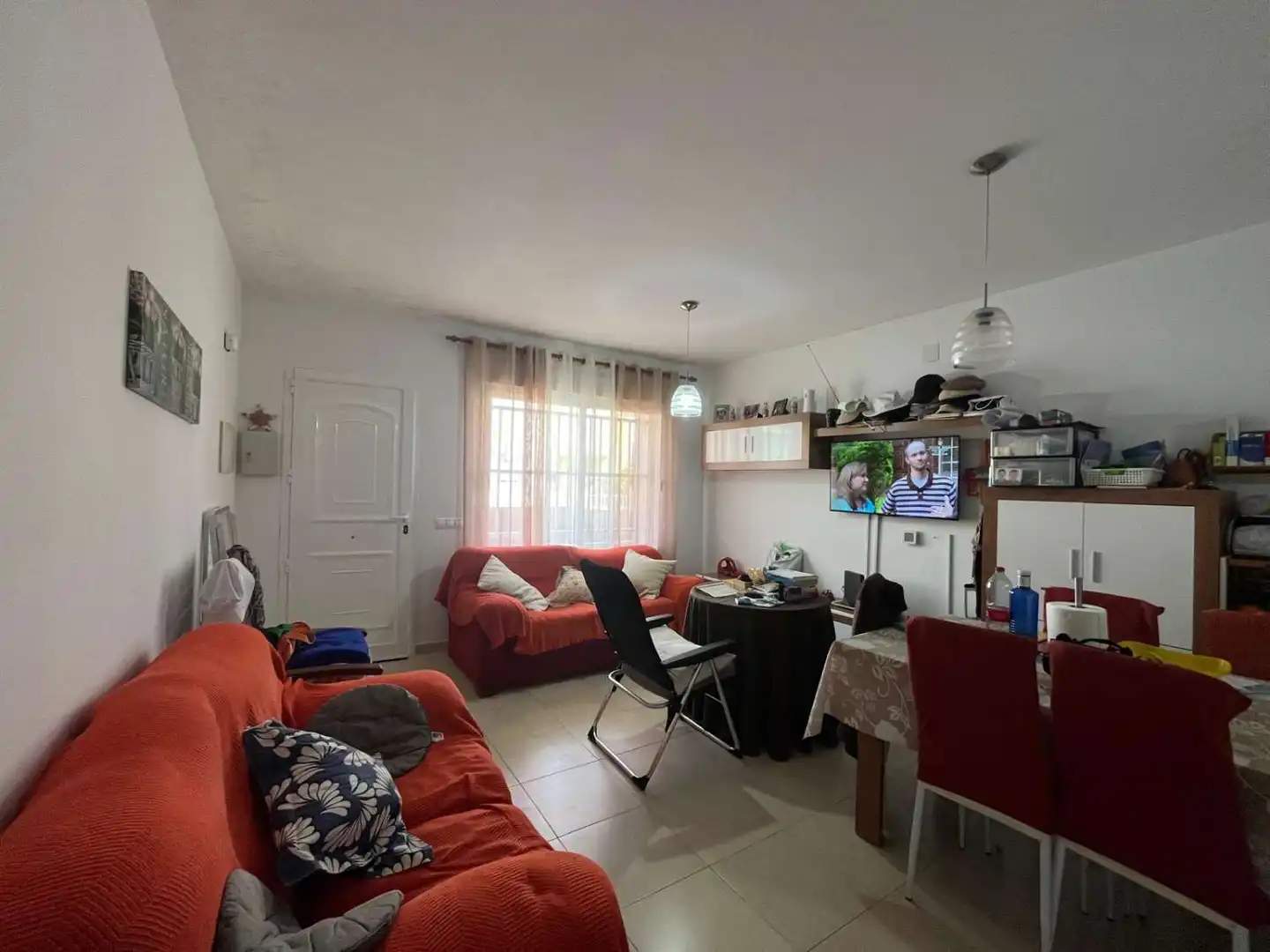 Sala d'estar de Apartament en venda en Cuevas del Almanzora amb Aire condicionat, Terrassa i Moblat