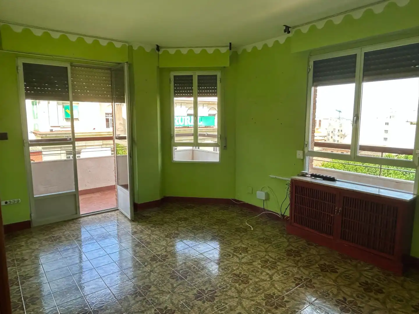 Sala de estar de Piso en venta en Jaén con Aire acondicionado, Calefacción y Trastero