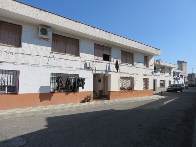 Vista exterior de Piso en venta en Fuente Vaqueros