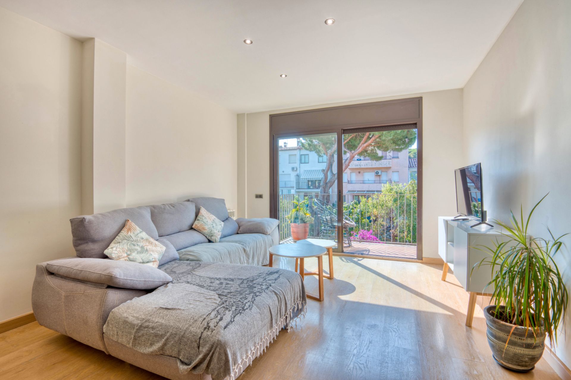 Living room of Attic for sale in Sant Feliu de Guíxols  with Air Conditioner, Heating and Terrace