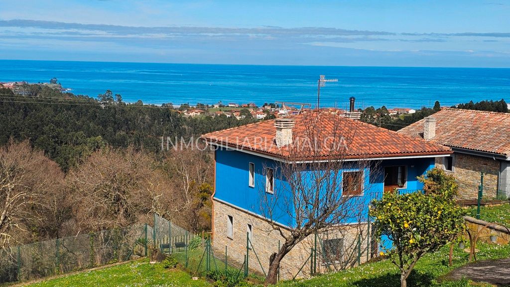 Vista exterior de Casa o chalet en venta en Caravia con Calefacción, Jardín privado y Parquet