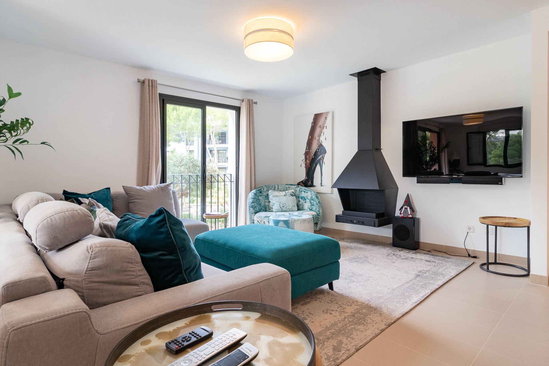 Sala d'estar de Planta baixa en venda en Andratx amb Jardí privat, Terrassa i Piscina comunitària