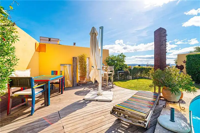 Terrassa de Casa o xalet en venda en Campanet amb Aire condicionat, Calefacció i Jardí privat