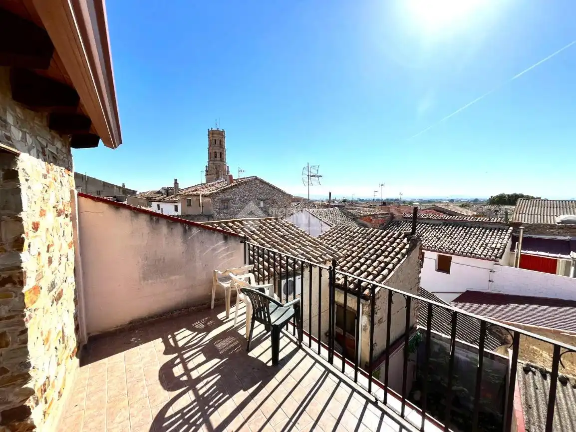 Vista exterior de Casa adosada en venta en Villamayor de Gállego con Aire acondicionado y Terraza