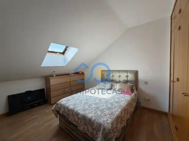 Habitación de Dúplex en venta en Numancia de la Sagra con Aire acondicionado, Calefacción y Alarma