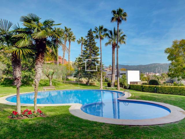 Casa-chalet en Venta en La Plana - Bellsoleig