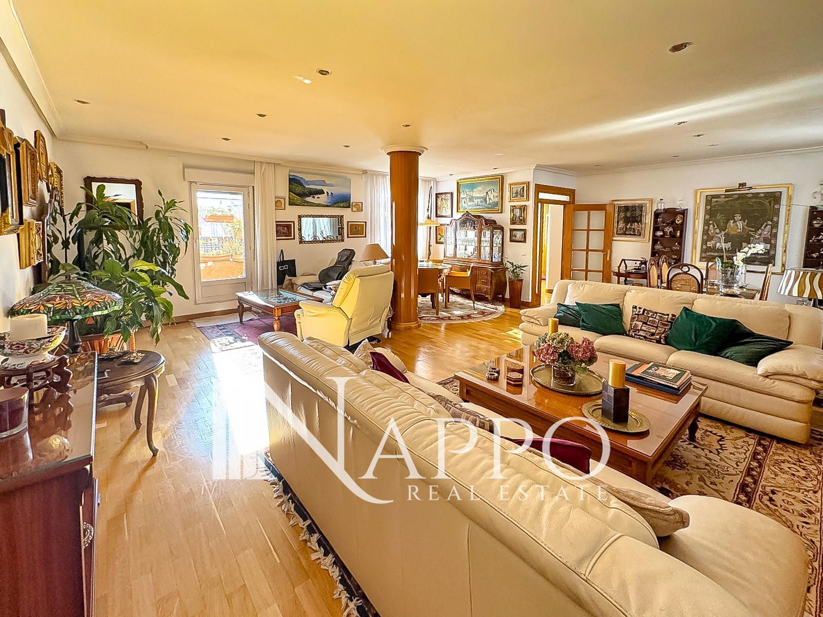 Sala d'estar de Àtic en venda en  Madrid Capital amb Aire condicionat, Calefacció i Parquet