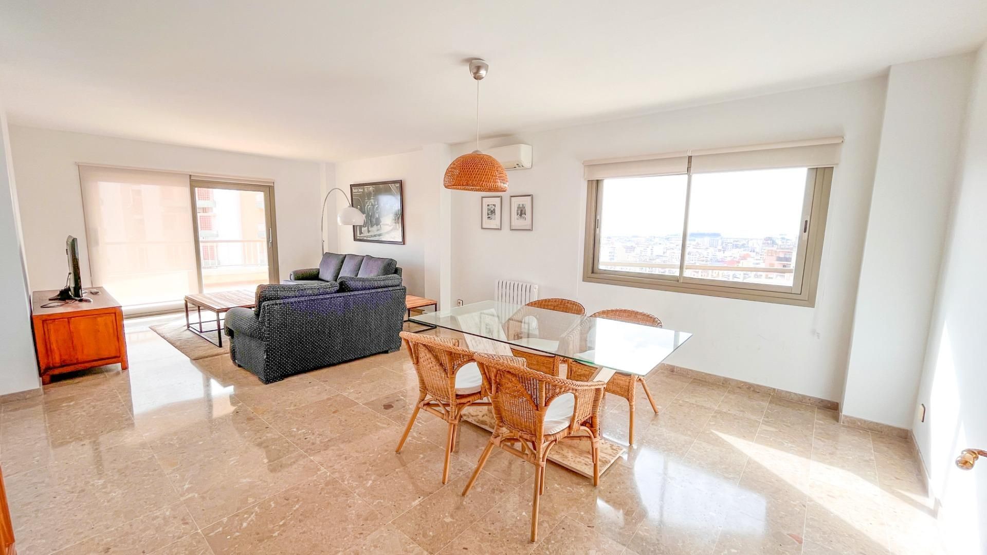 Dining room of Flat to rent in  Palma de Mallorca  with Air Conditioner, Heating and Terrace