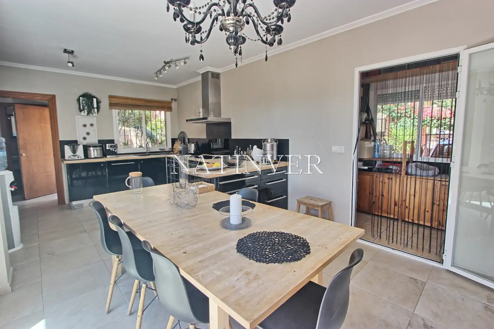 Chalet con piscina en venta en Calle Leoni Benabú 23, imagen 10