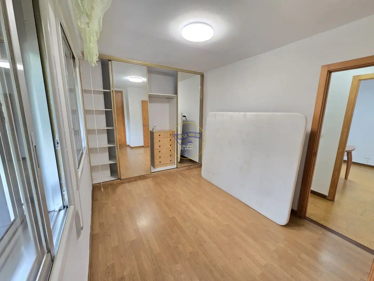 Habitación de Piso en venta en Vigo  con Calefacción