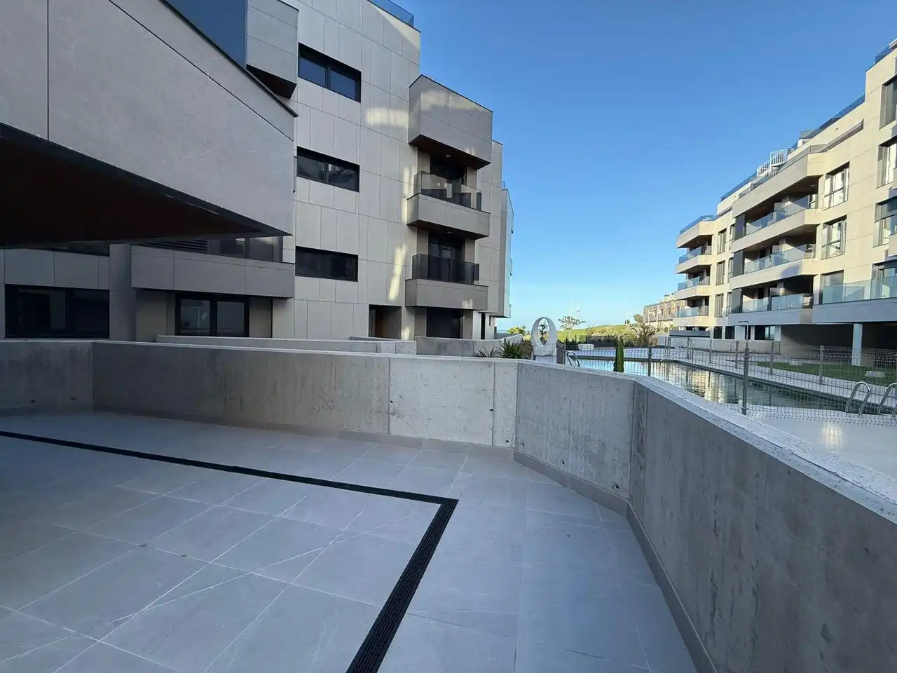 Terrassa de Planta baixa en venda en Castro-Urdiales amb Terrassa, Traster i Piscina comunitària