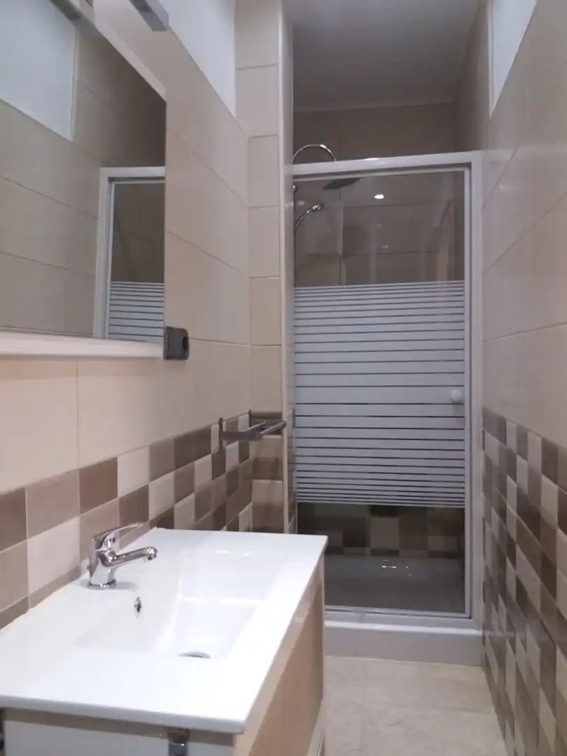 Baño de Piso de alquiler en Elche / Elx con Amueblado