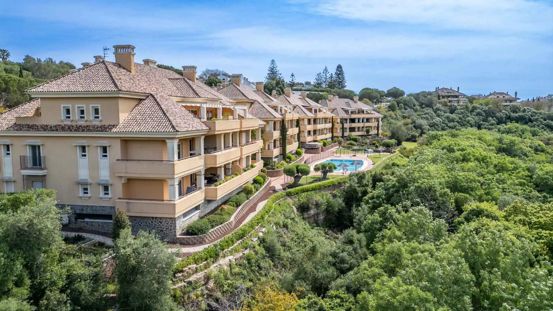 Exterior view of Apartments for sale in Sotogrande  with Air Conditioner, Heating and Terrace