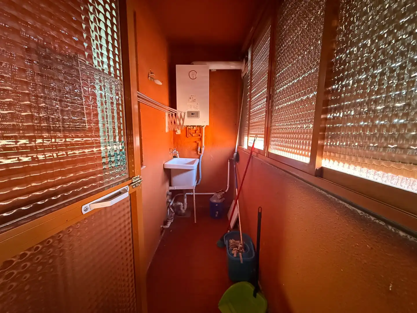 Bathroom of Flat for sale in Madrid  with Air Conditioner, Heating and Private garden