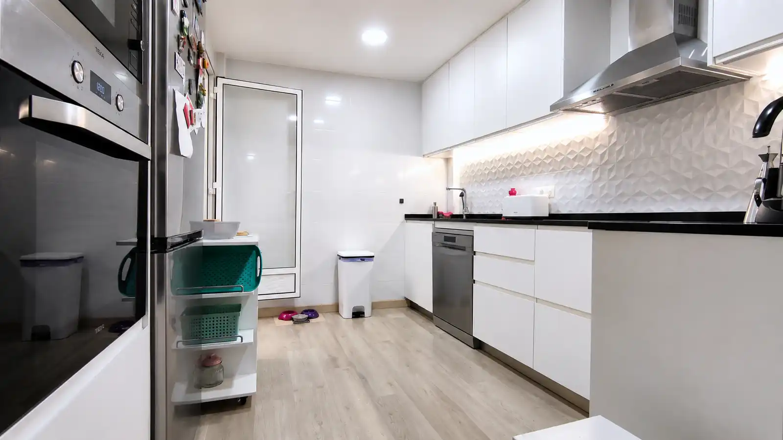 Küche von Haus oder Chalet zum Verkauf in Santa Pola mit Klimaanlage, Heizung und Gemeinschaftspool