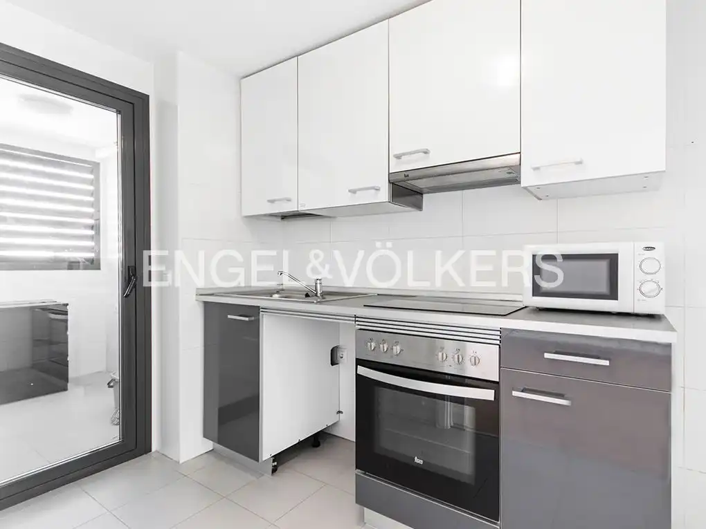 Küche von Wohnung zur Miete in Madrid mit Heizung, Parkett und Schwimmbad