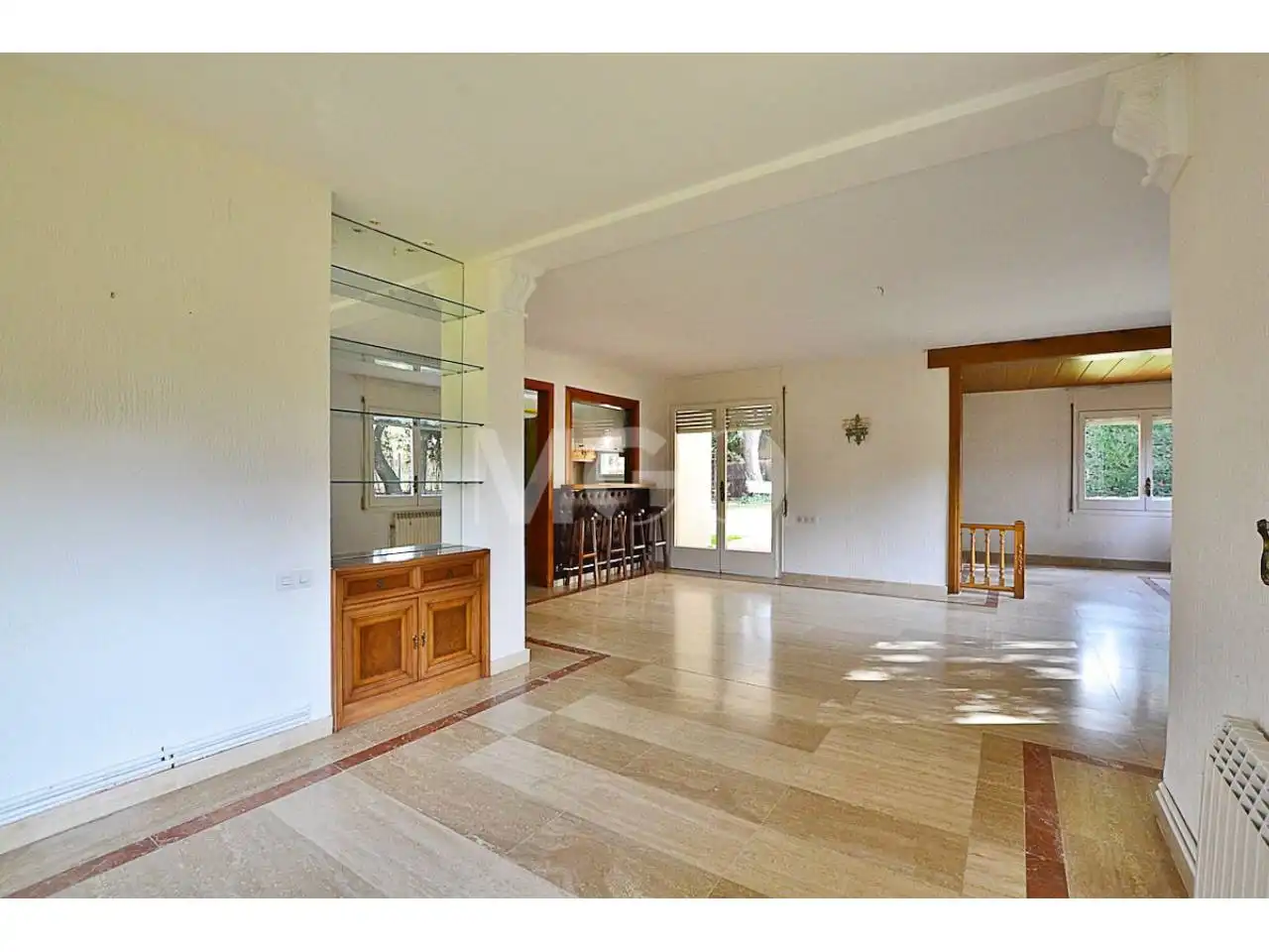 Haus oder Chalet zur Miete in Seva mit Heizung, Privatgarten und Terrasse