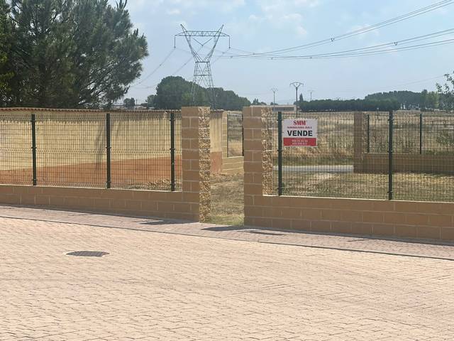 Terreno residencial en Venta en Calle Posadas en Espinosa de los Caballeros