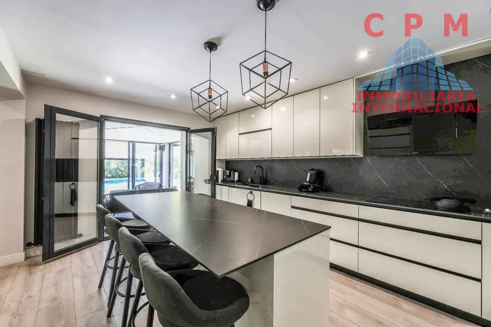 Chalet con piscina en alquiler en Urbanizaciones, imagen 19