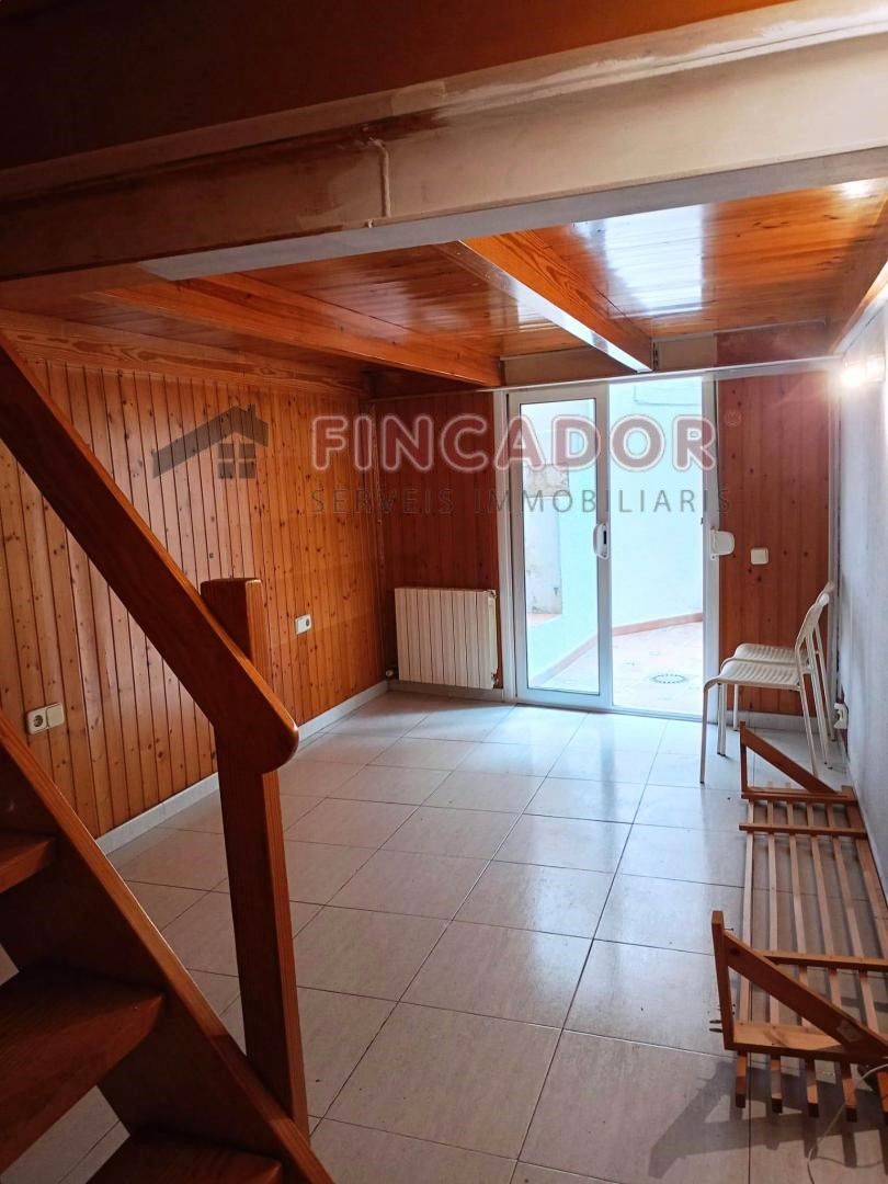Living room of Flat for sale in  Barcelona Capital  with Heating, Private garden and Parquet flooring
