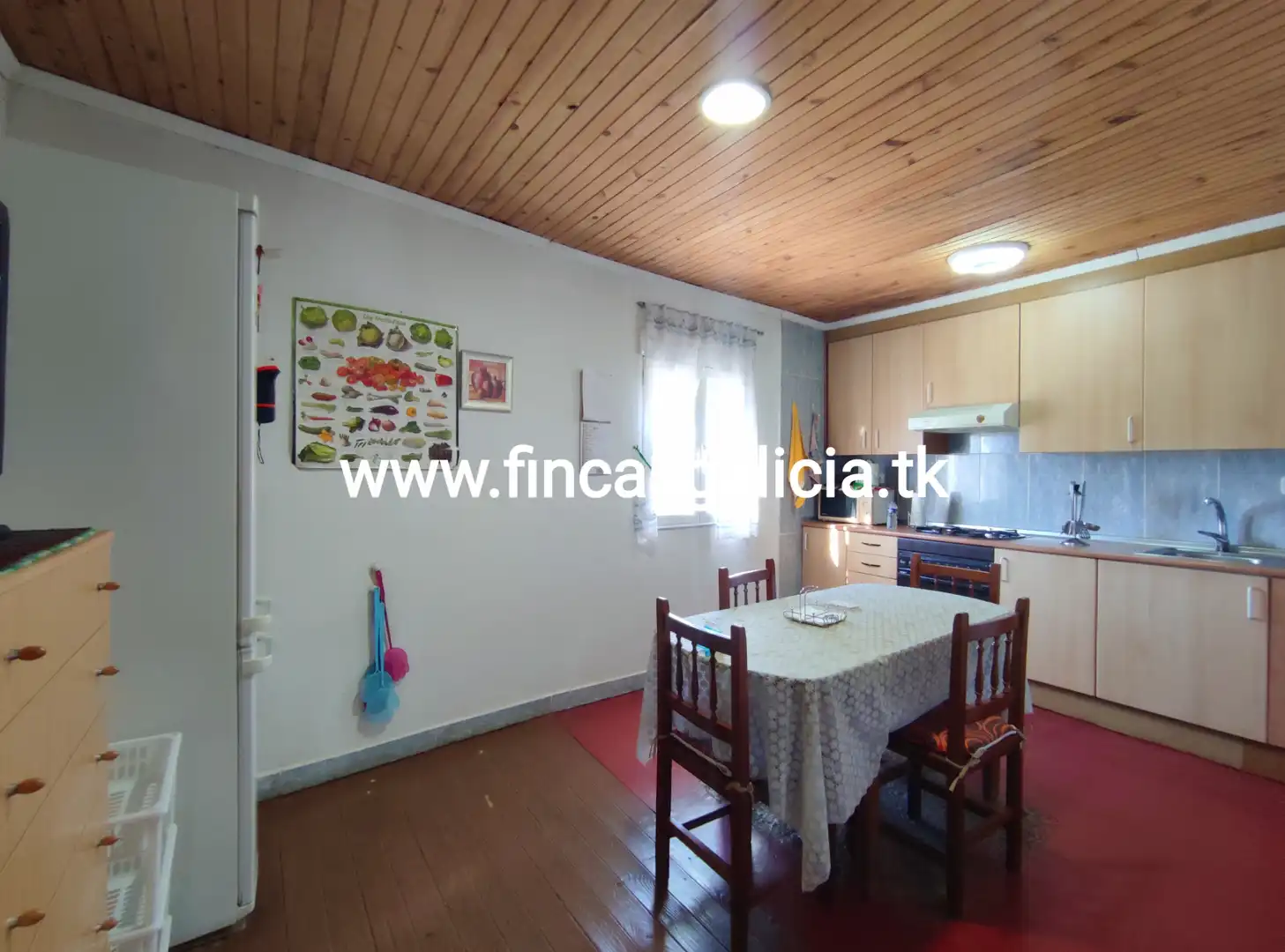 Cocina de Casa adosada en venta en Castrelo do Val con Jardín privado, Terraza y Trastero