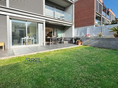 Jardí de Planta baixa en venda en Alella amb Aire condicionat i Terrassa