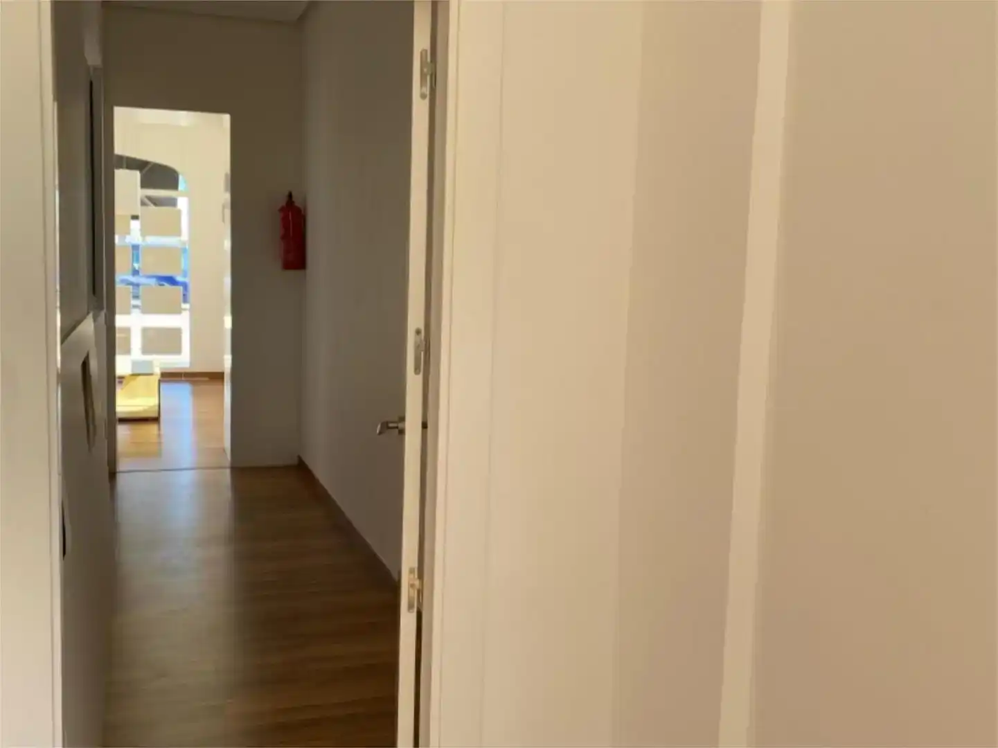 Geschaftsraum zur Miete in La Manga del Mar Menor mit Klimaanlage und Parkett