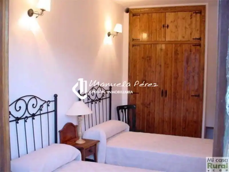 Bedroom of Country homes for sale in Cáceres  with Air Conditioner, Heating and Terrace