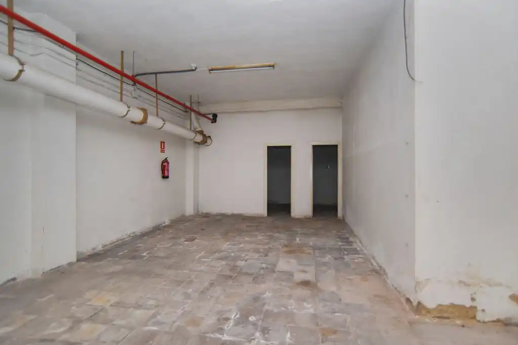 Local comercial en venta en PAU CLARIS, imagen 14