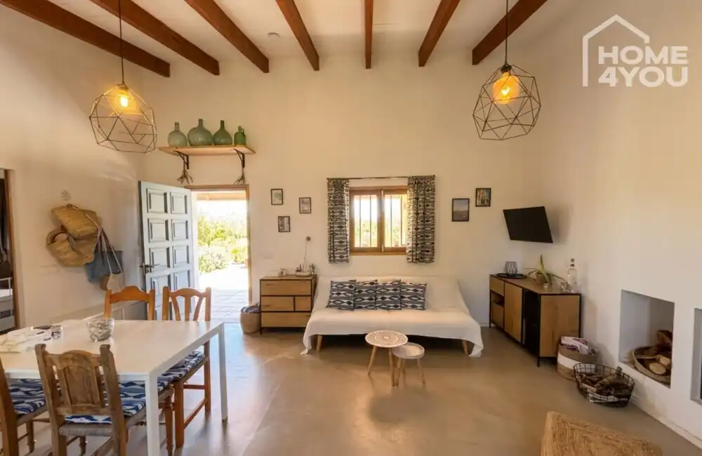 Sala d'estar de Finca rústica en venda en Felanitx amb Calefacció i Terrassa