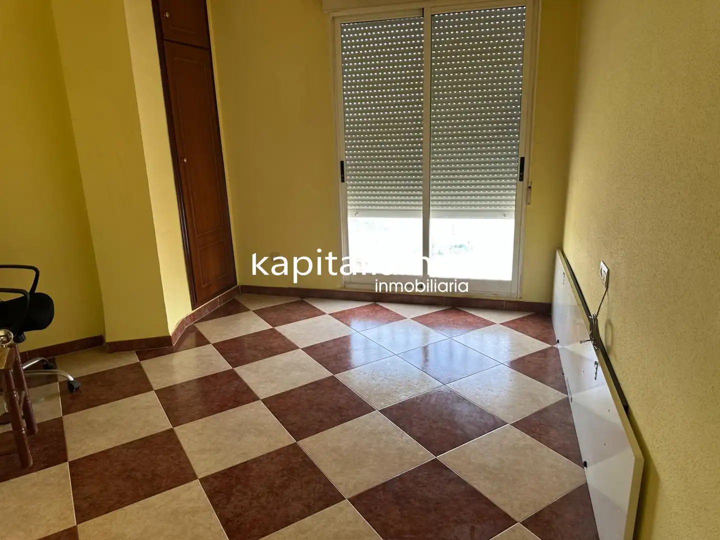 Bedroom of Flat for sale in Albaida  with Air Conditioner, Terrace and Storage room