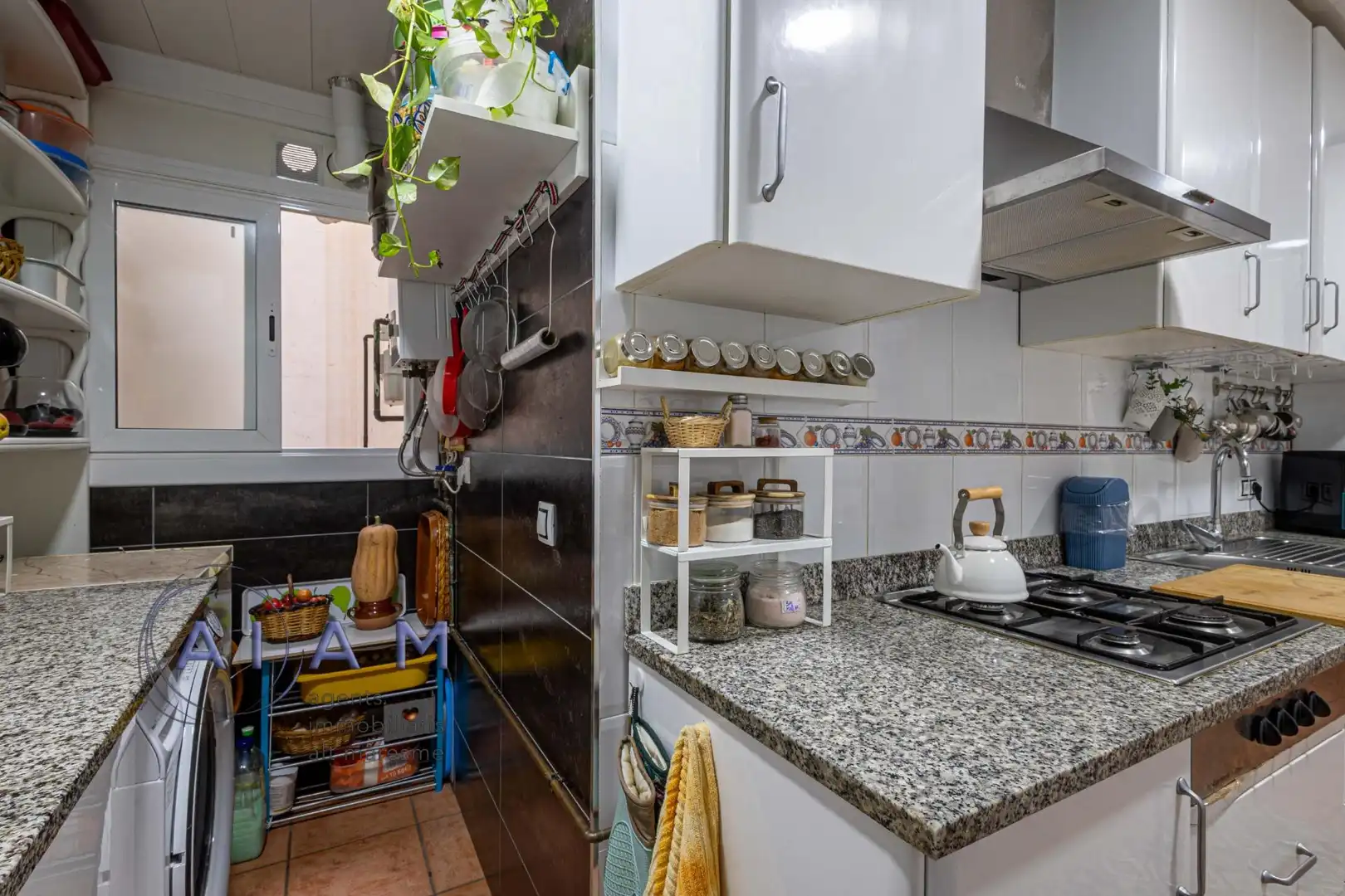 Cocina de Piso en venta en Pineda de Mar con Terraza y Balcón