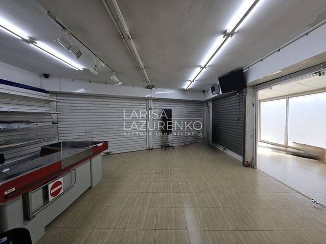 Local comercial en Venta en Diputació en Cap de Sant Pere