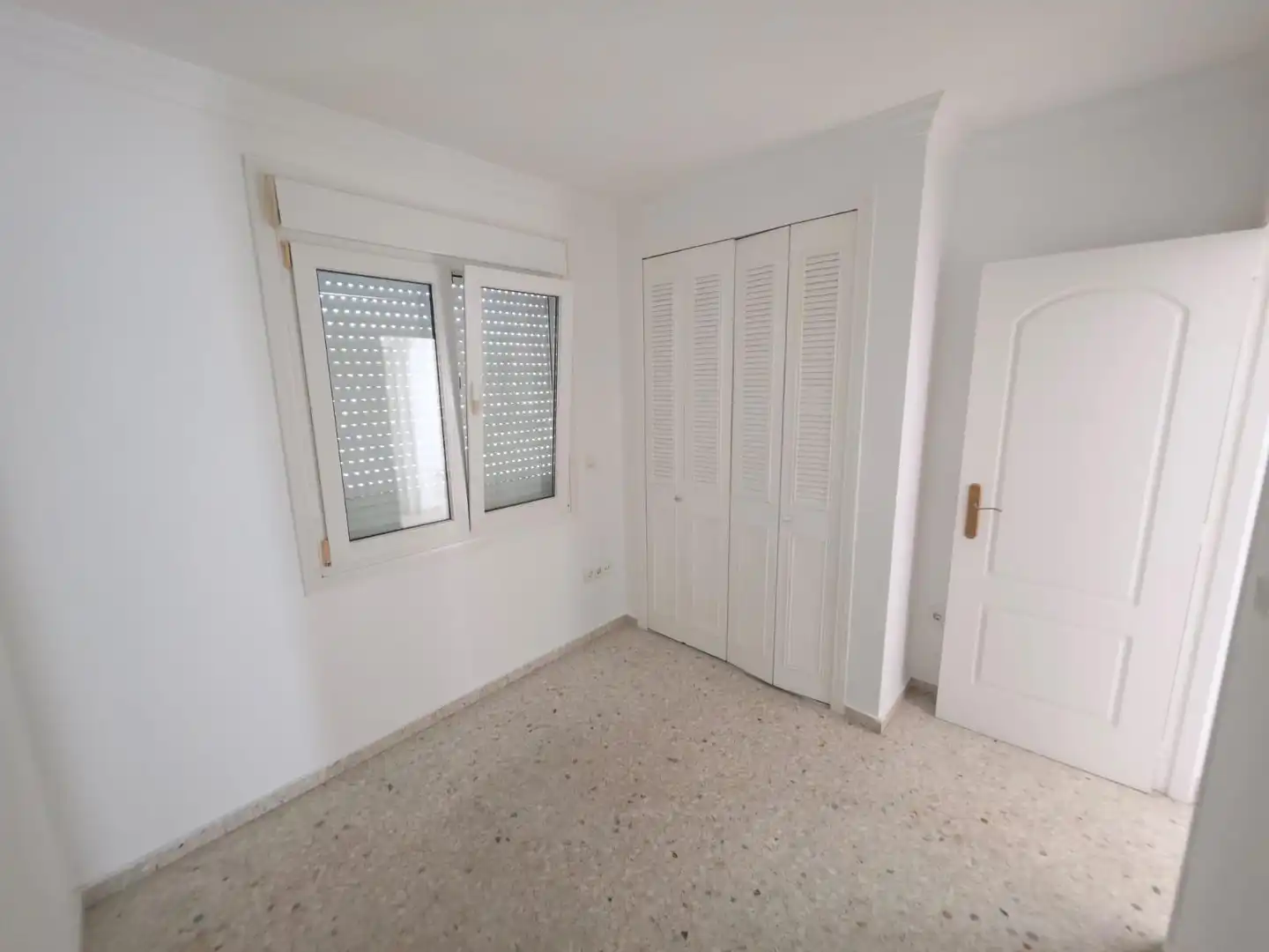 Casa aparellada amb jardí en venda a Las Marinas / Les Marines, imagen 11