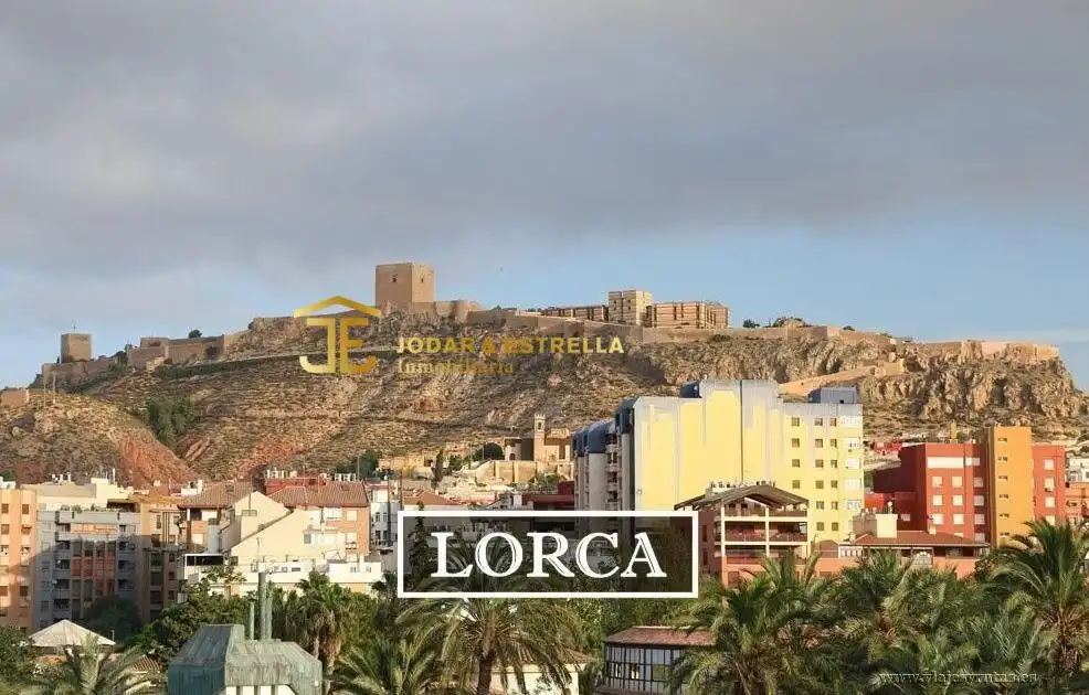 Außenansicht von Dachboden zum Verkauf in Lorca mit Klimaanlage, Heizung und Terrasse
