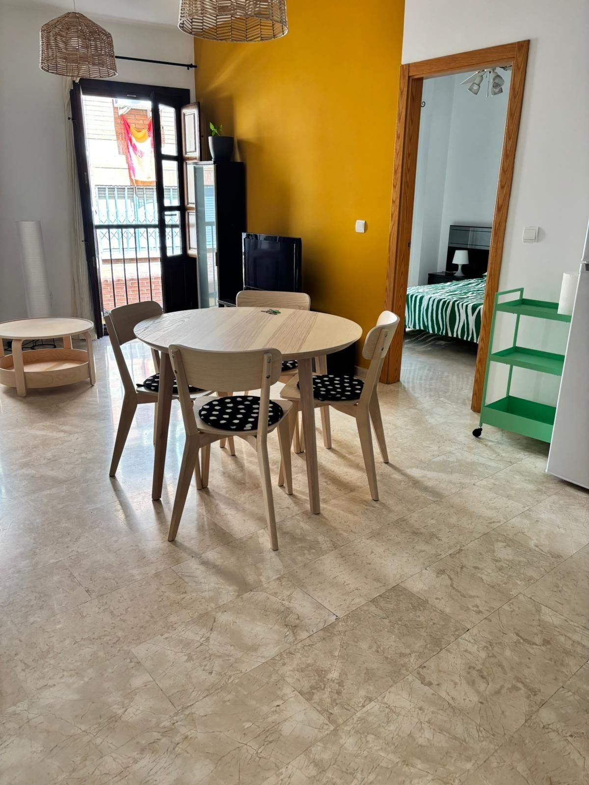 Dining room of Flat to rent in  Granada Capital  with Air Conditioner, Heating and Storage room