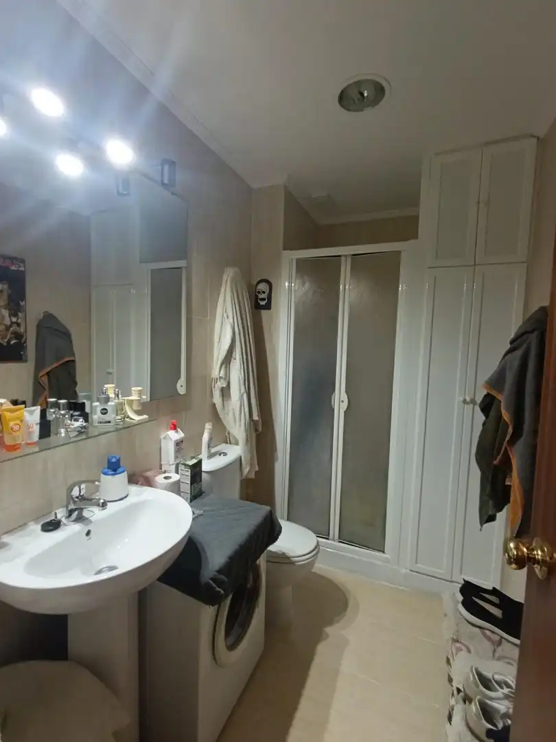Baño de Piso en venta en Sevilla con Trastero