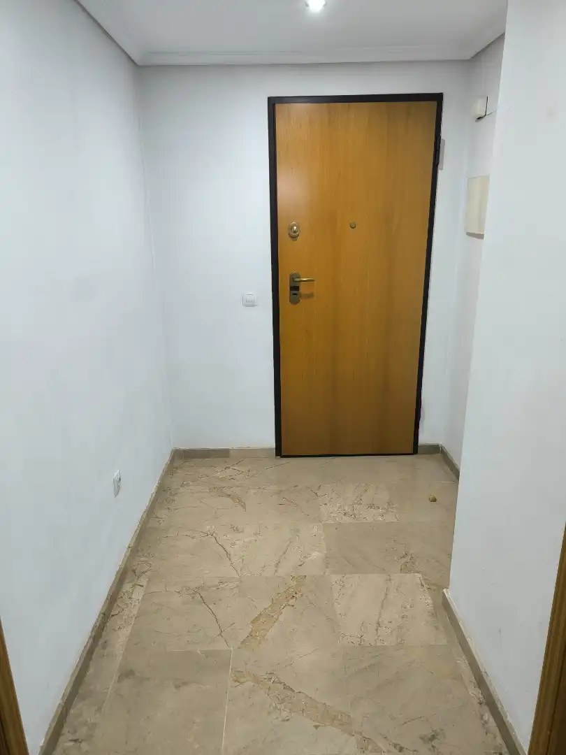 Flat for sale in Sevilla  with Air Conditioner, Heating and Terrace