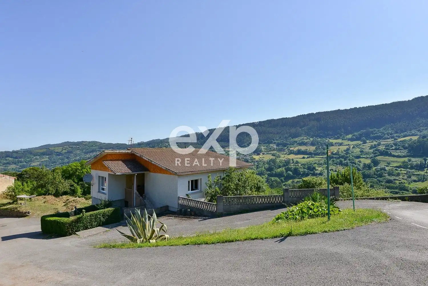 House with garden for sale in Camino CALEYU-FANO 319, imagen 42