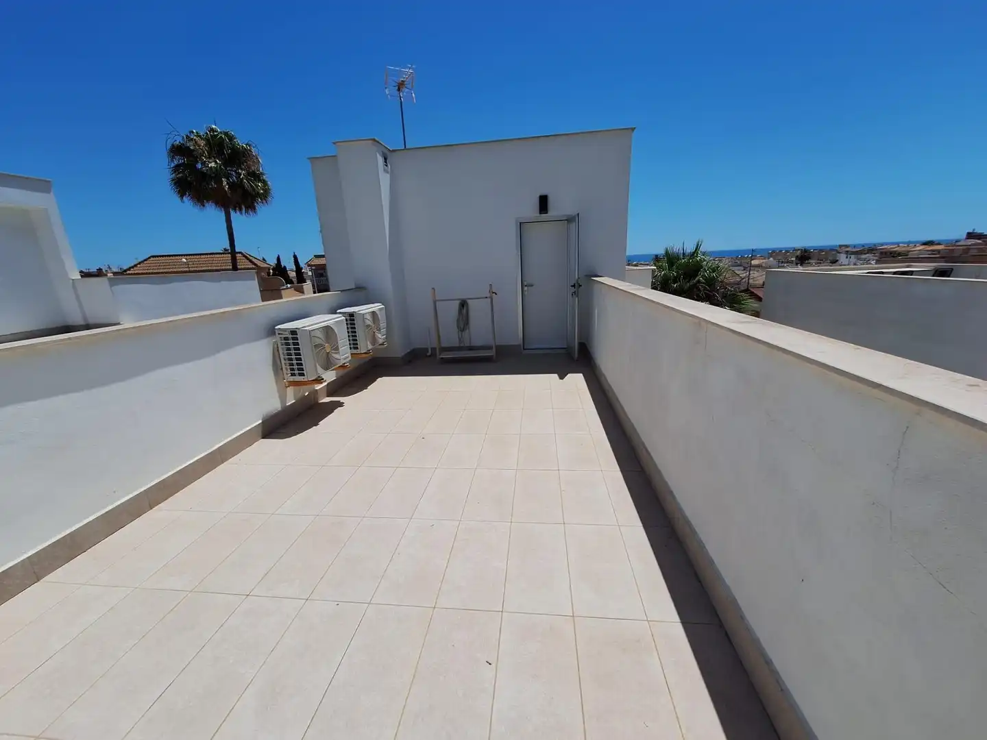 Terrassa de Casa o xalet en venda en Torrevieja amb Aire condicionat, Calefacció i Jardí privat