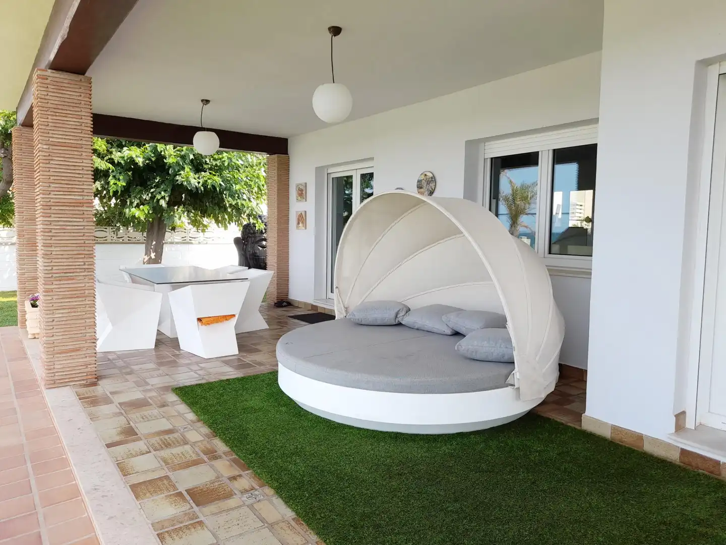 Terrassa de Casa o xalet en venda en Dénia amb Aire condicionat, Calefacció i Jardí privat