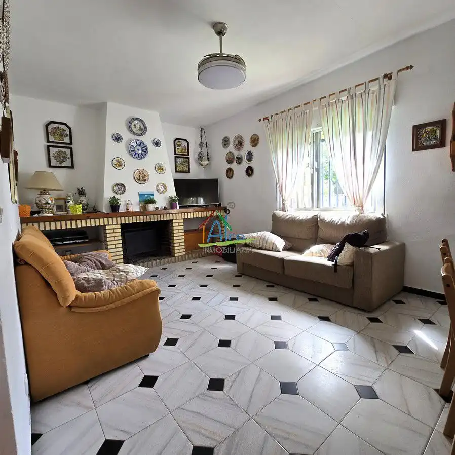 Chalet con piscina en venta en Retama, imagen 6
