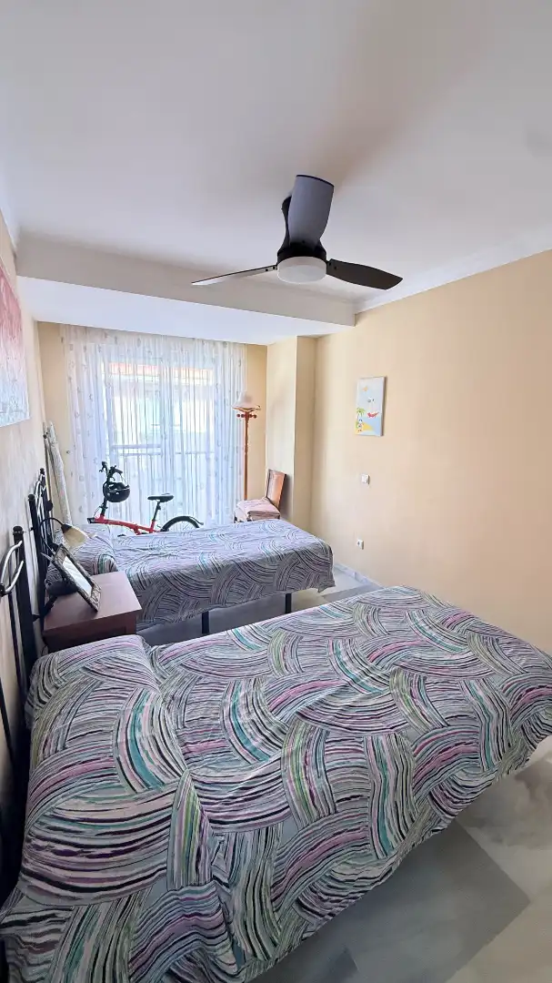 Habitación de Piso en venta en Marbella con Terraza, Amueblado y Horno