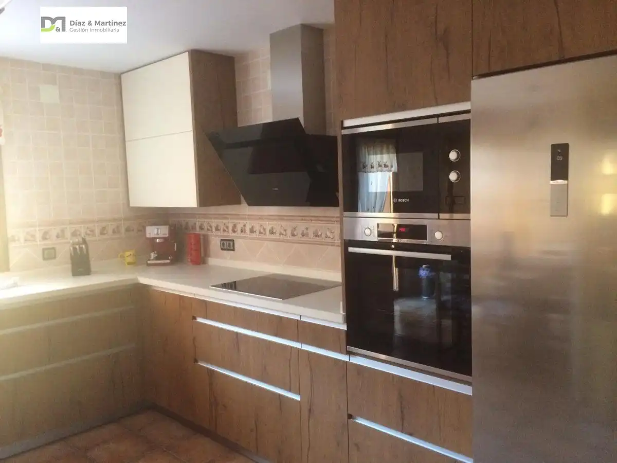 Casa amb jardí en venda a Cuadros, imagen 3
