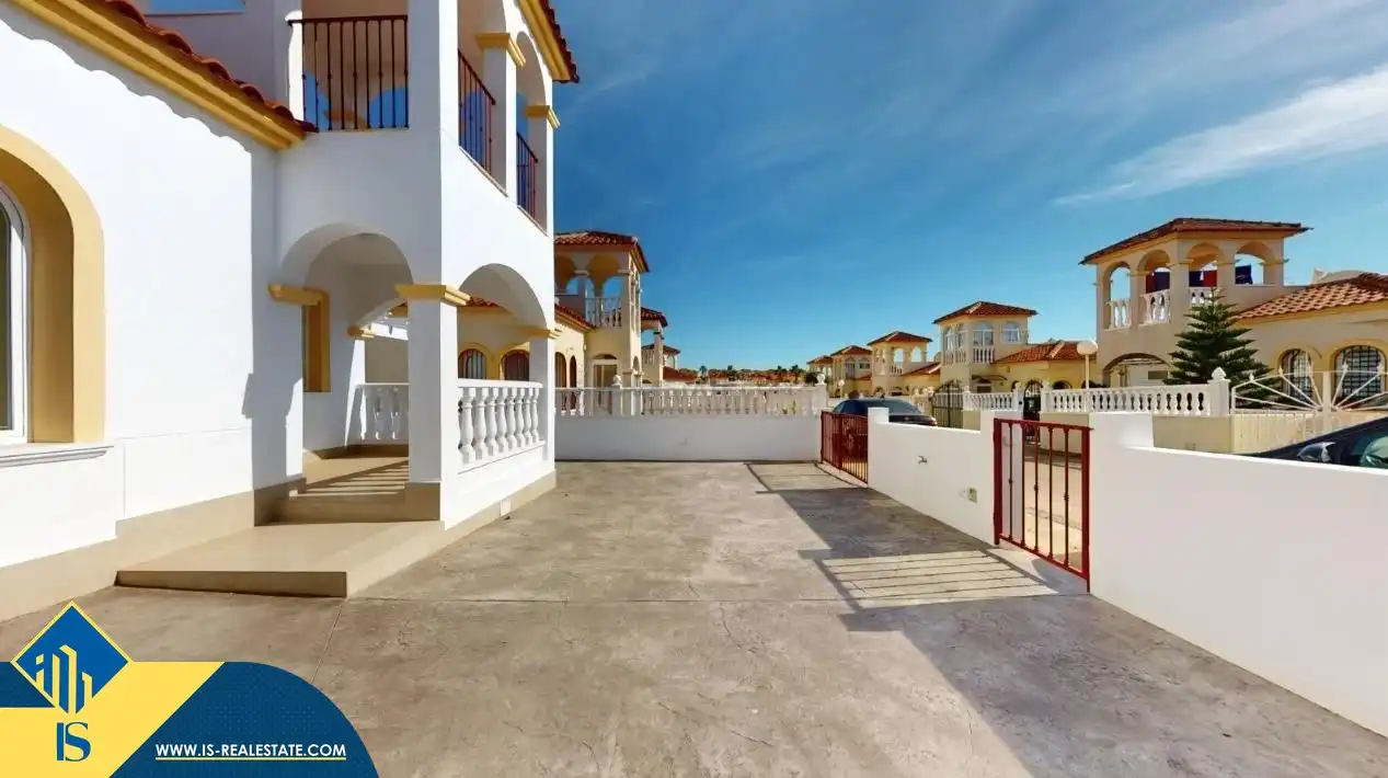 Detached house with pool for sale in Algorfa, imagen 3
