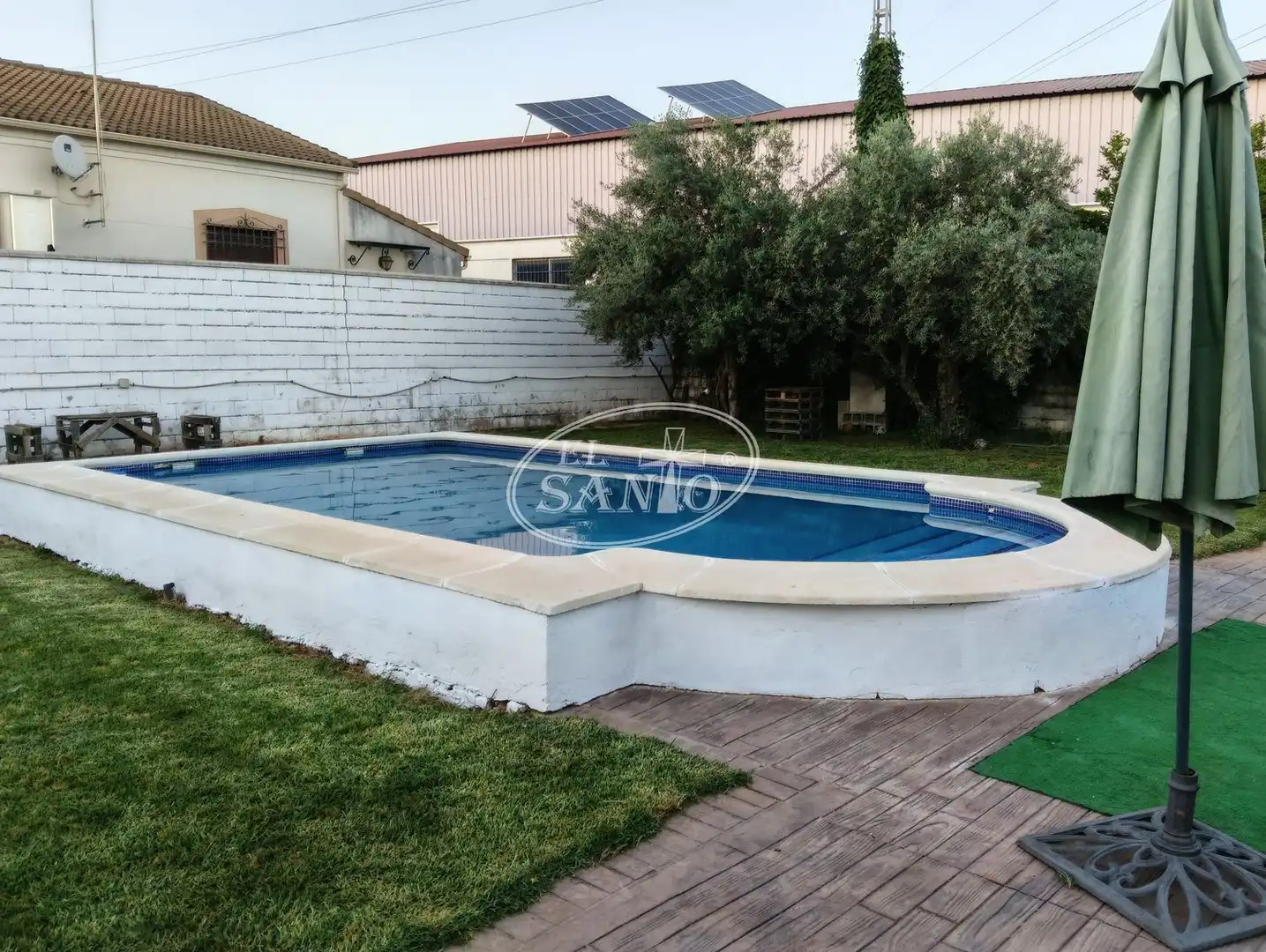 Casa con piscina en venta en AVENIDA LAS QUEMADAS, imagen 2