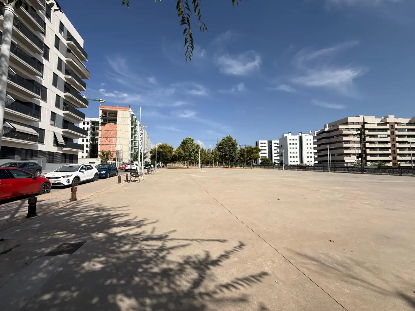 Aparcament de Pis en venda en Granada amb Calefacció, Moblat i Forn