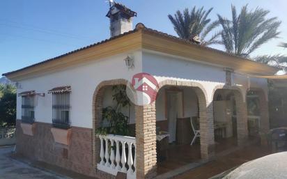 Vista exterior de Casa o xalet en venda en Alhaurín El Grande amb Terrassa