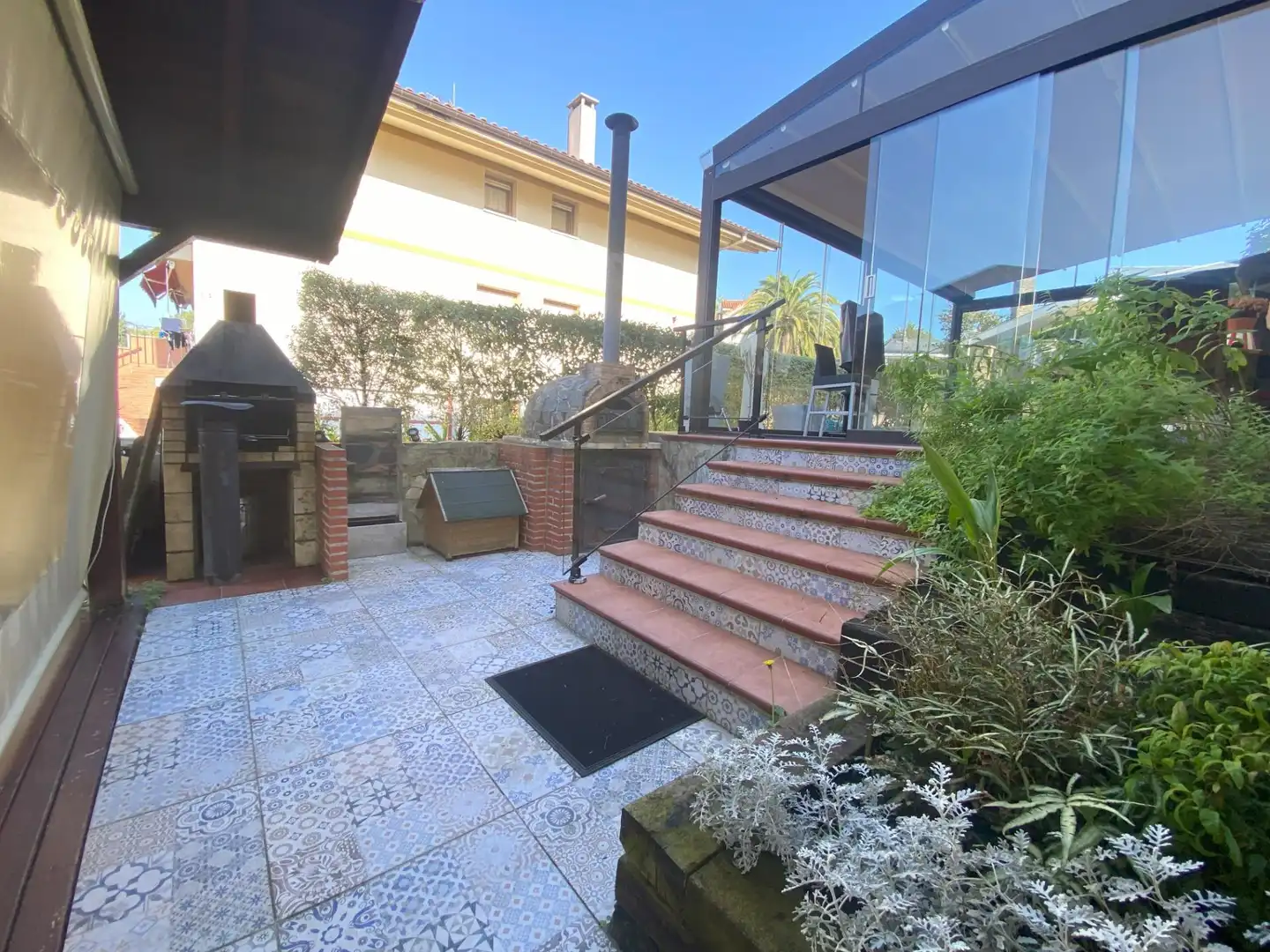 Terraza de Casa adosada en venta en Loiu con Aire acondicionado, Calefacción y Jardín privado