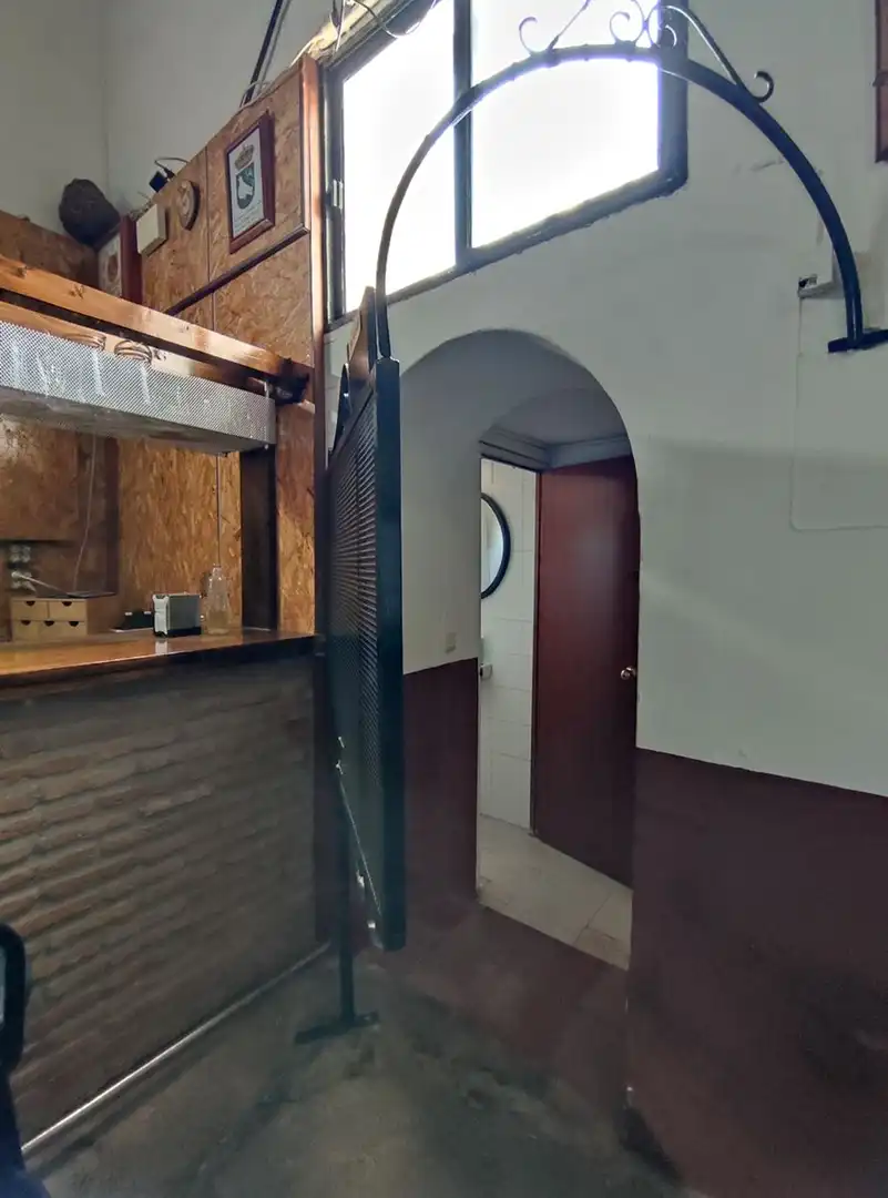 Commercial properties for rent in Palomares del Río  with Air Conditioner